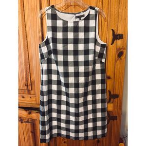 Adrianna Papell Checked Dress. With Scalloped Hem and Back Detail